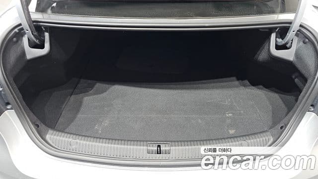 Renault Korea(Samsung) SM6 2.0 LPe SE (арендный автомобиль), 2019 20