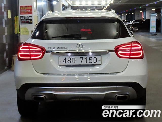 Mercedes-Benz GLA-класс X156 GLA200 d, 2017 все фото