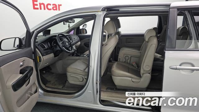 Kia All New Carnival 11인승 Deluxe, 2018 10