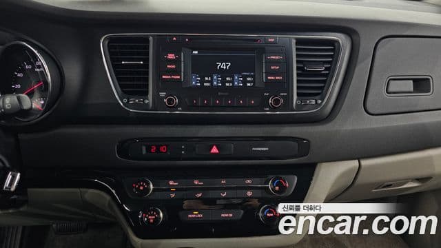 Kia All New Carnival 11인승 Deluxe, 2018 14