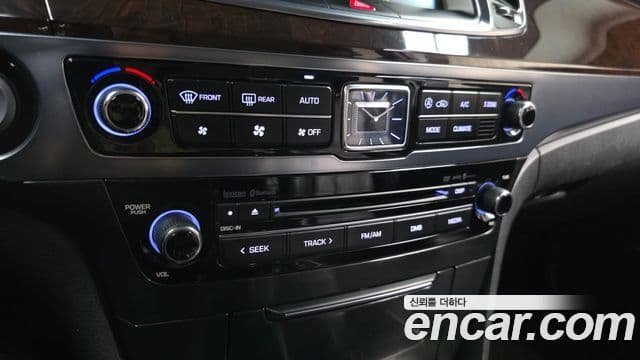 Hyundai Equus(новый кузов / новое поколение) Exclusive, 2013 16