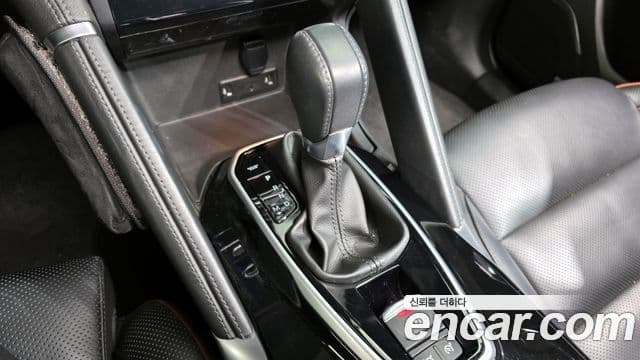 Renault Korea(Samsung) The / новый New QM6 2.0 GDe Premier 2WD, 2021 9