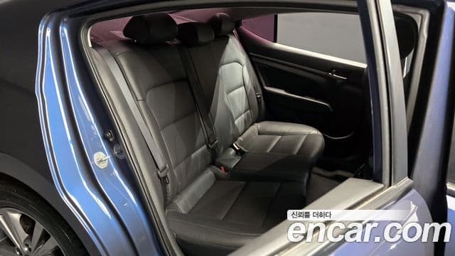 Hyundai Avante AD Special, 2017 12