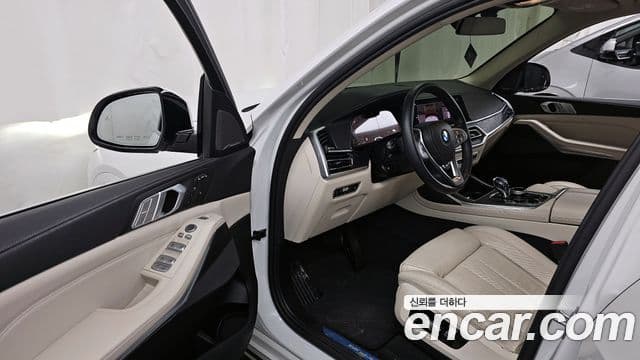 BMW X7 (G07) xDrive 40i Design Pure Excellence 6인승, 2021 10