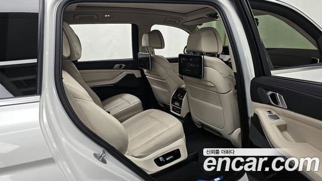 BMW X7 (G07) xDrive 40i Design Pure Excellence 6인승, 2021 12