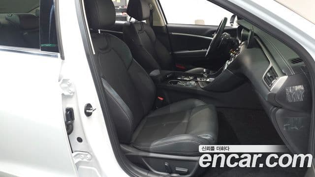 Genesis The / новый New G70, 2022 10