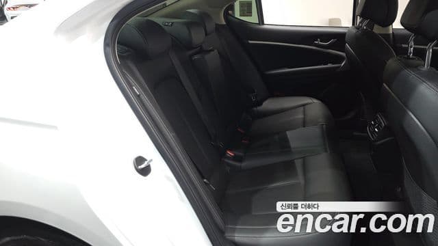 Genesis The / новый New G70, 2022 11