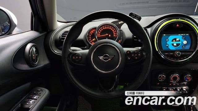 Mini Cooper D 클럽맨 2세대, 2019 13