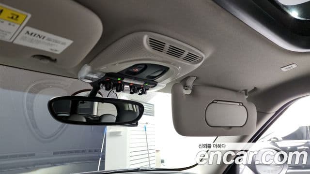 Mini Cooper D 클럽맨 2세대, 2019 17