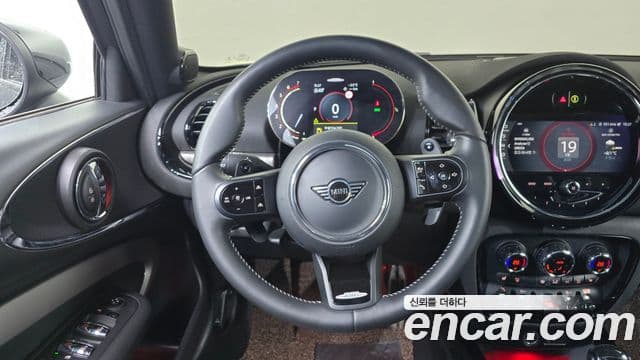 Mini Cooper S 클럽맨 2세대, 2023 13