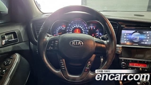 Kia K5 Prestige, 2013 12