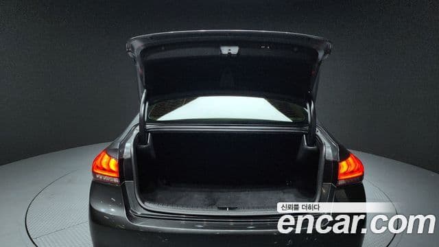 Genesis G80 Prestige, 2019 20