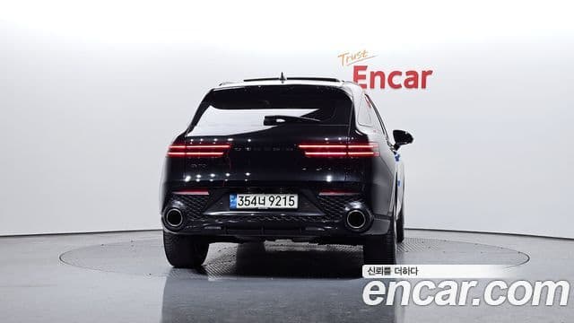 Genesis GV70, 2022 4