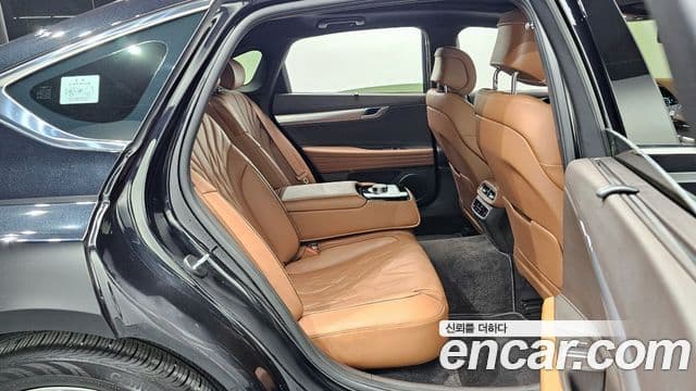Genesis G80 (RG3) бензин 2.5 турбо AWD, 2023 11
