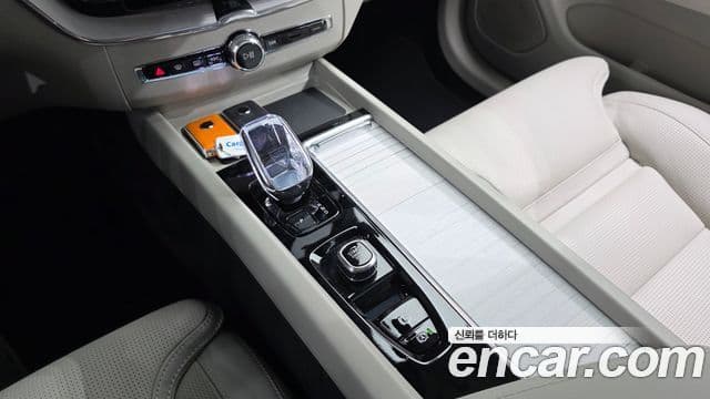 Volvo XC60 2세대 B5 Ultra Bright Air подвеска, 2026 9