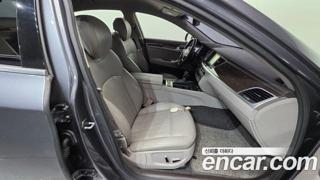 Hyundai Genesis DH Modern, 2016 10