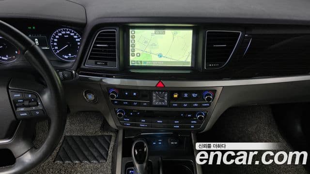 Hyundai Genesis DH Modern, 2016 15