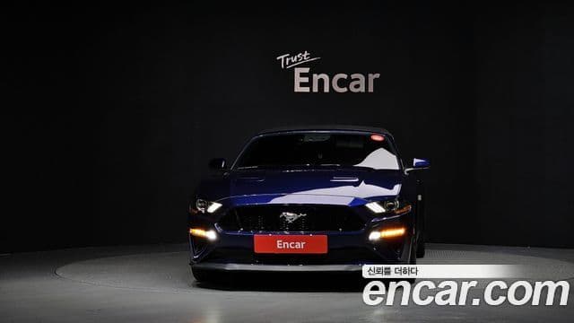 Ford Mustang GT кабриолет, 2020 3
