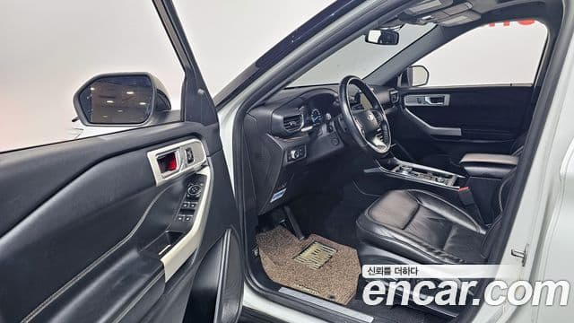 Ford Explorer 6세대, 2021 11