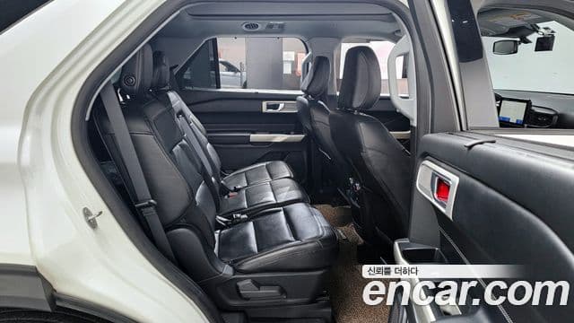 Ford Explorer 6세대, 2021 12