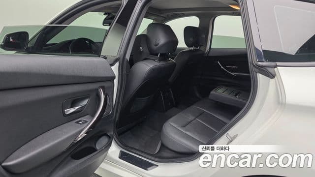 BMW 3시리즈 GT (F34) GT 320d, 2016 18