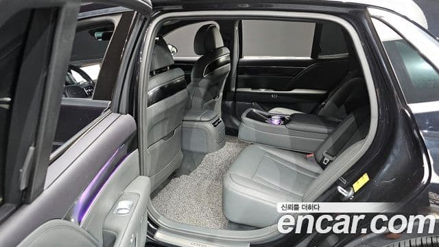 Genesis G90 (RS4) бензин 3.5 турбо AWD, 2022 11