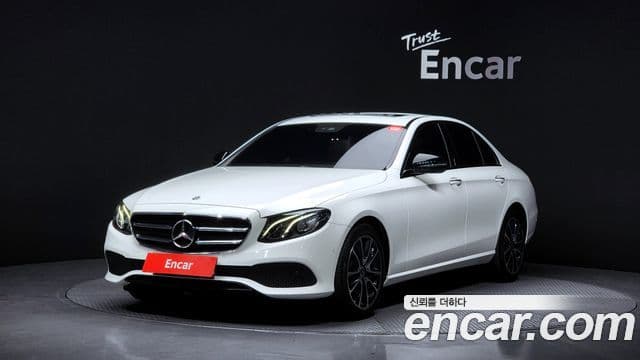 Mercedes-Benz E-класс W213 Avantgarde, 2020 1