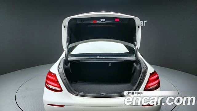 Mercedes-Benz E-класс W213 Avantgarde, 2020 20