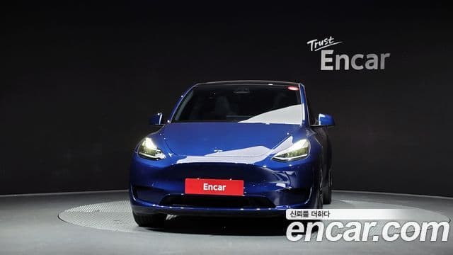 Tesla модель Y, 2024 3