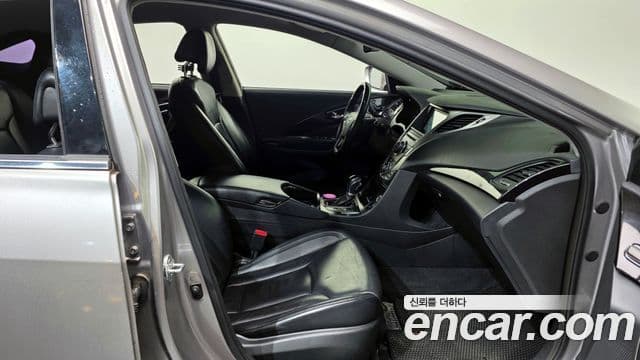 Hyundai Grandeur HG Modern, 2013 11