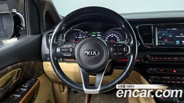 Kia All New Carnival Noblesse, 2018 13