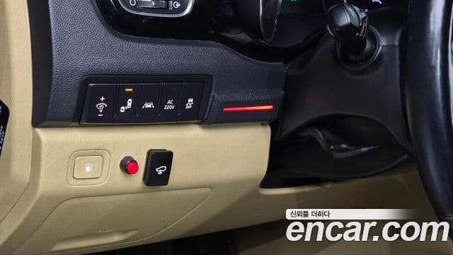 Kia All New Carnival Noblesse, 2018 14