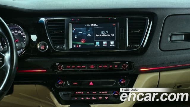 Kia All New Carnival Noblesse, 2018 17