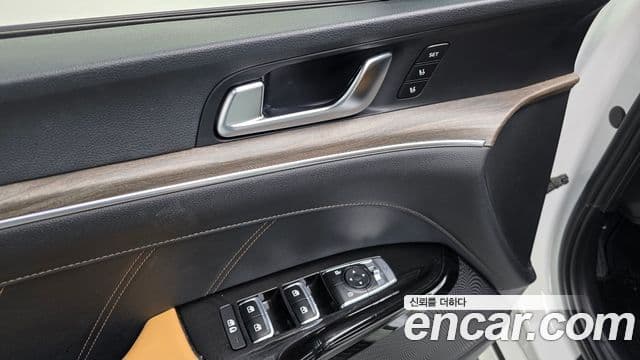 Kia K5 3세대 Signature, 2021 12