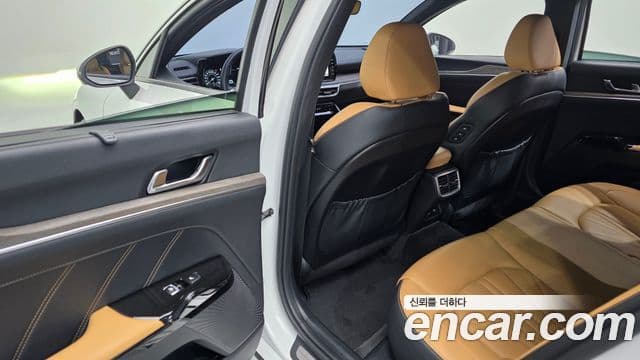 Kia K5 3세대 Signature, 2021 18