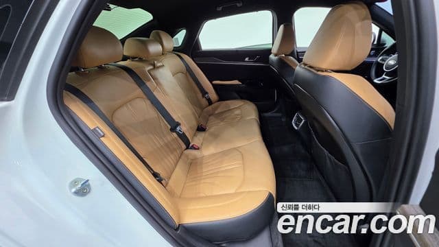 Kia K5 3세대 Signature, 2021 20