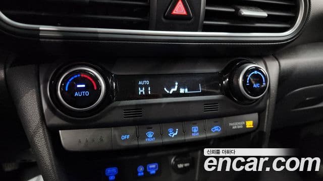 Hyundai Kona Modern Art, 2019 17