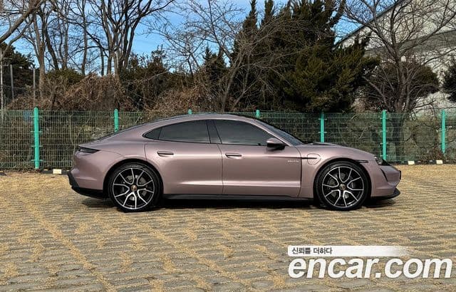 Porsche 타이칸 базовый, 2022 7
