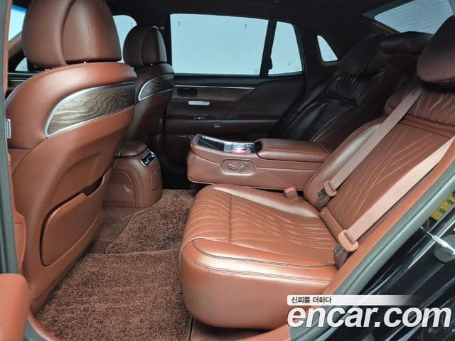 Genesis G90 (RS4) бензин 3.5 турбо AWD, 2022 12