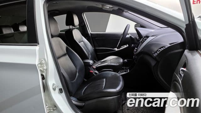 Hyundai Accent(новый кузов / новое поколение) Modern, 2014 10