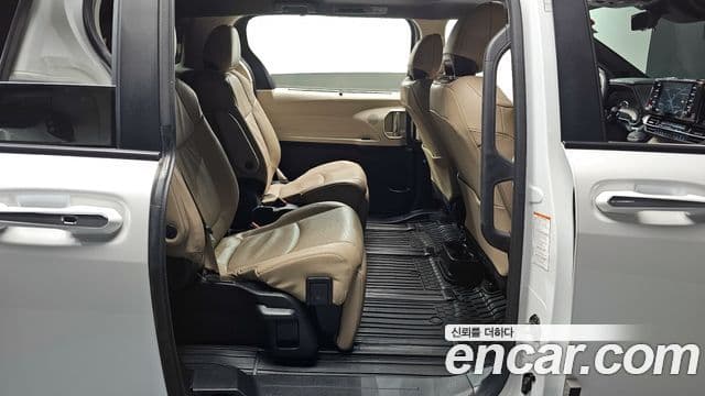 Toyota Sienna 4세대, 2024 12
