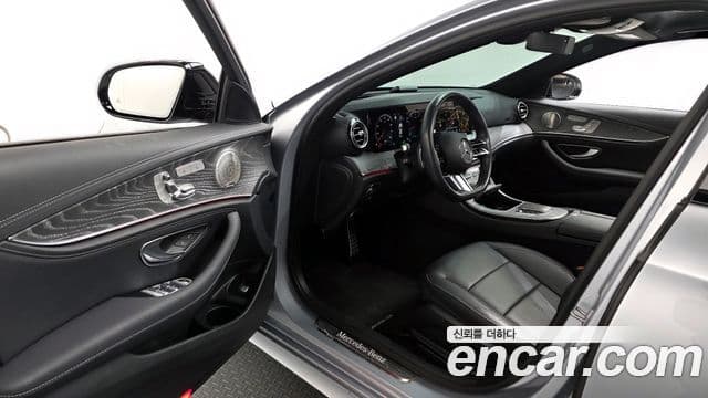 Mercedes-Benz E-класс W213 AMG Line, 2023 10