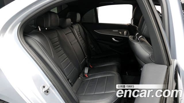 Mercedes-Benz E-класс W213 AMG Line, 2023 12