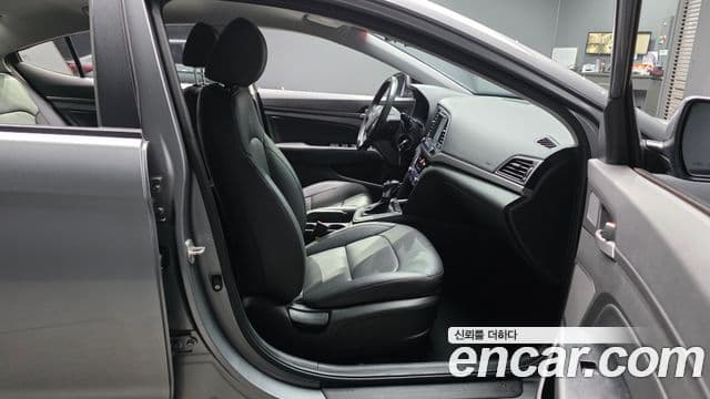 Hyundai Avante AD 1.6 GDI Smart, 2017 11