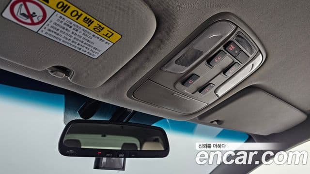 Kia All New Carnival Luxury, 2016 17