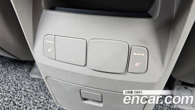 Kia All New Carnival Luxury, 2016 18