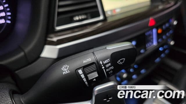 Genesis G80 Prestige, 2017 17