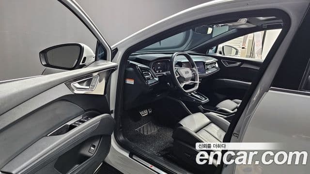 Audi Q4 e-Tron (F4) 40 Premium Sportback, 2023 10