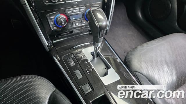 Renault Korea(Samsung) SM7 Nova LPLI 2.0 LPe для людей с инвалидностью, 2017 9