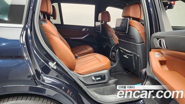 BMW X7 (G07) xDrive 40d M Sport 6인승, 2022 12